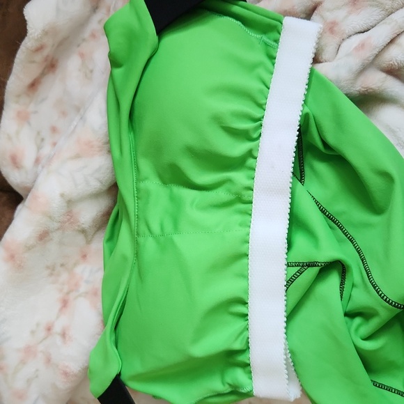 Avia shelf bra removeable cups - Picture 7 of 8